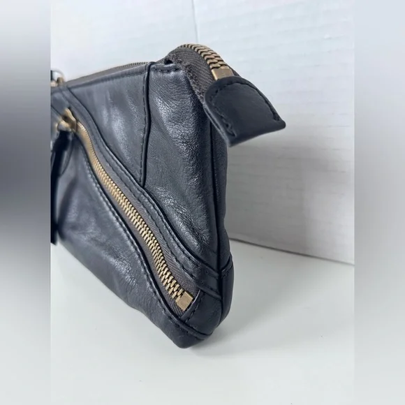 hobo black leather wristlet bag zipper - Picture 2 of 12